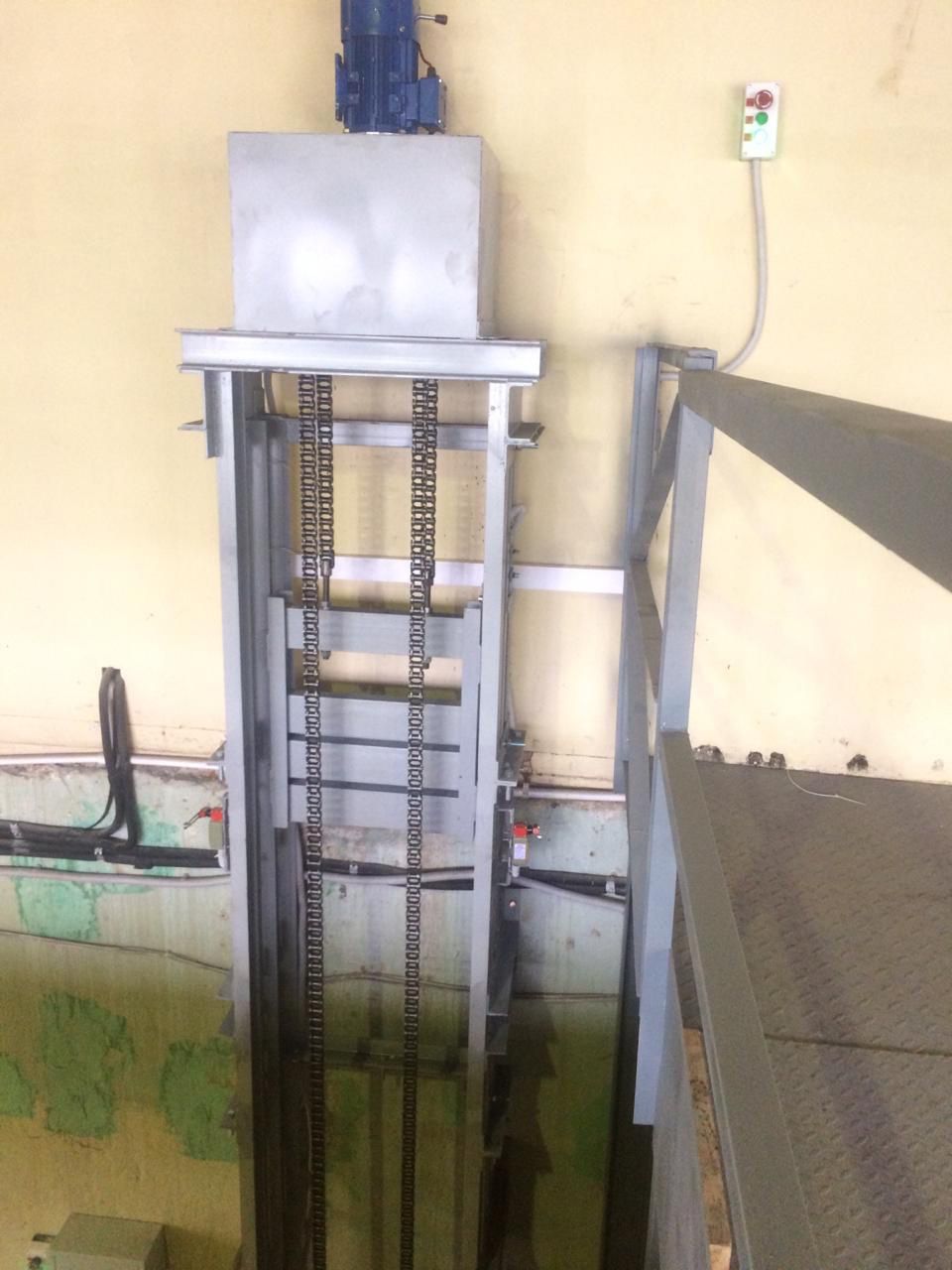 Консольный подъемник, 500 кг, Екатеринбург