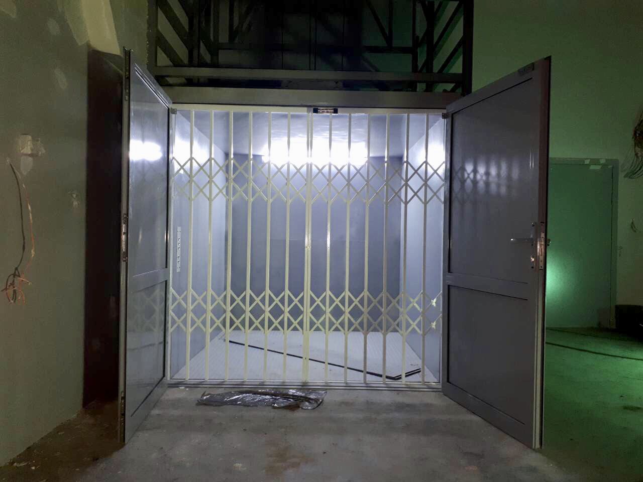 Грузопассажирский подъемник, 1000 кг, Казань